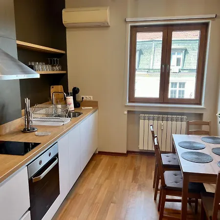 Apartment Location ! Location ! Location ! Garden View Oak Sofia